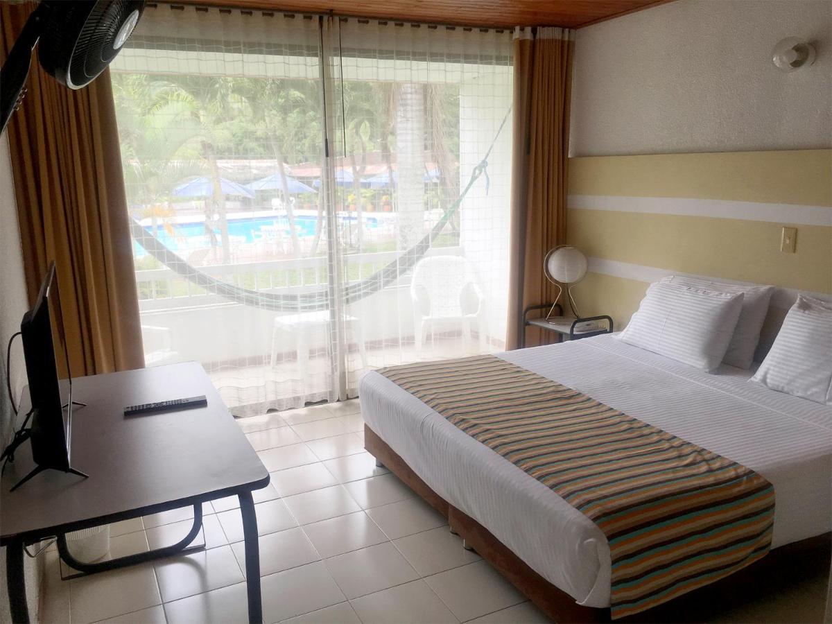 Hotel Hacienda El Diamante Villeta Exteriér fotografie
