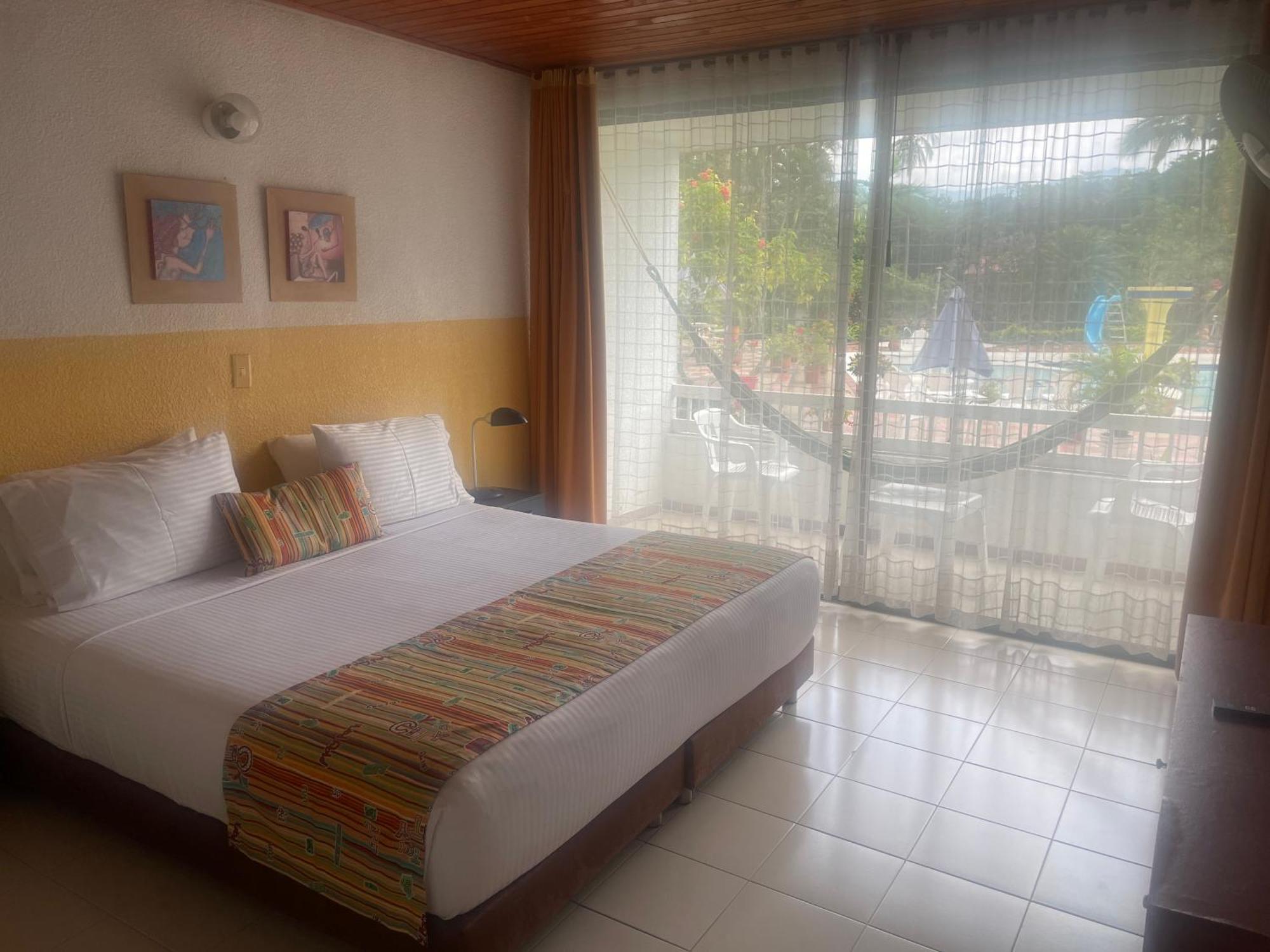 Hotel Hacienda El Diamante Villeta Exteriér fotografie