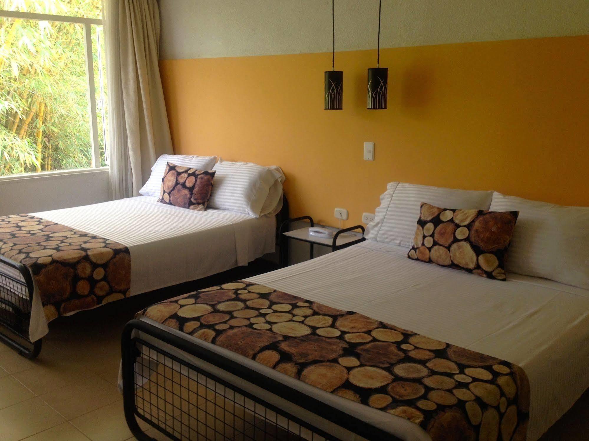 Hotel Hacienda El Diamante Villeta Exteriér fotografie