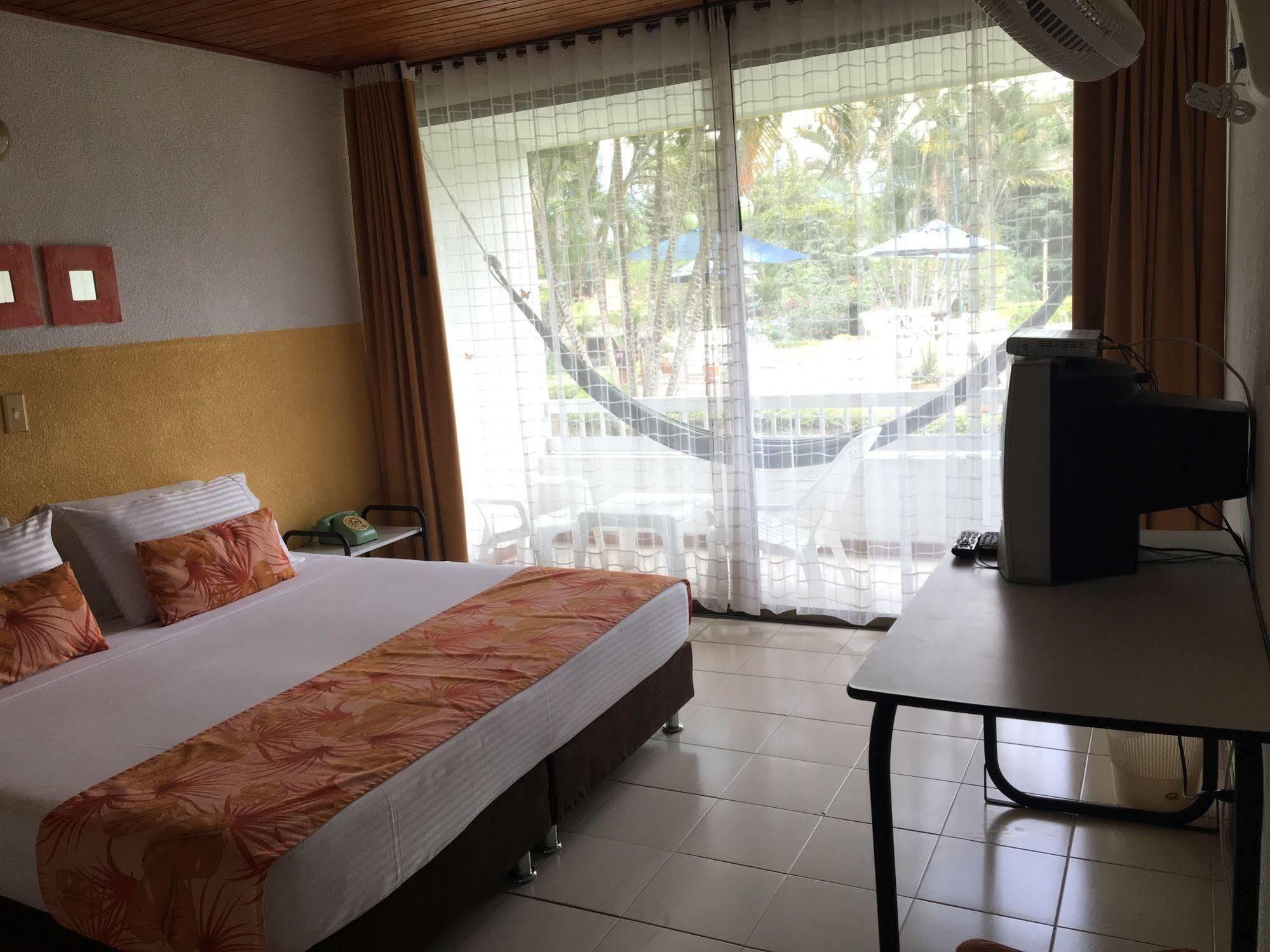 Hotel Hacienda El Diamante Villeta Exteriér fotografie